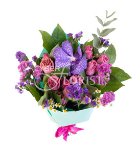 орхидея и кустовые розы