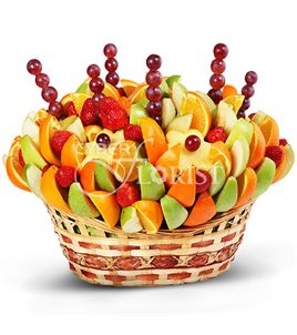 фруктовый букет с клубникой