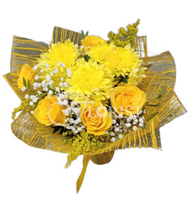 розы и хризантема. Минск