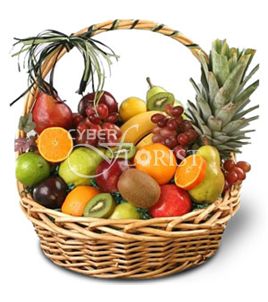фруктовая корзина с ананасом